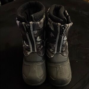 Kids Camouflage Winter Boots
